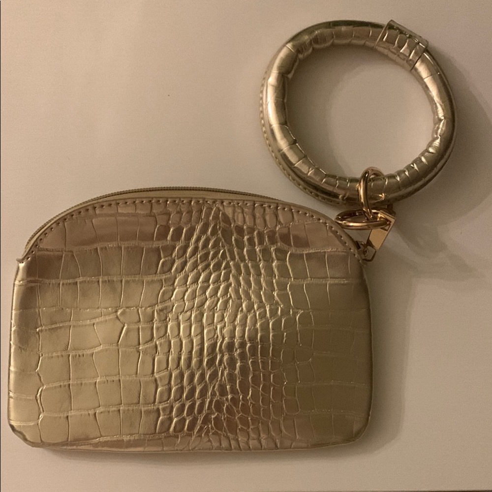 Elegant Gold Croc-Embossed Wristlet